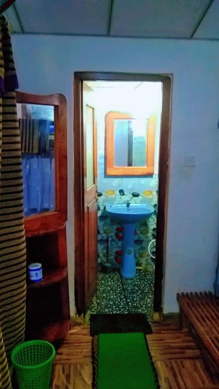 Ella Kumi Hostel Extérieur photo