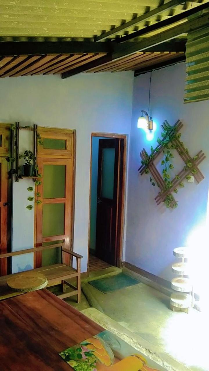 Ella Kumi Hostel Extérieur photo