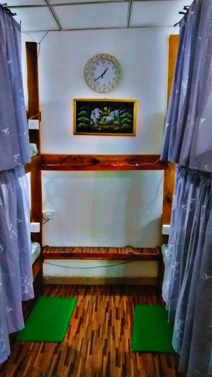 Ella Kumi Hostel Extérieur photo