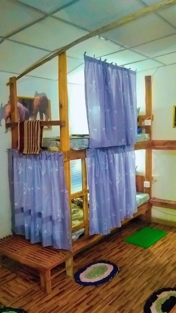 Ella Kumi Hostel Extérieur photo