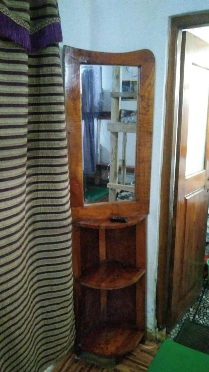 Ella Kumi Hostel Extérieur photo